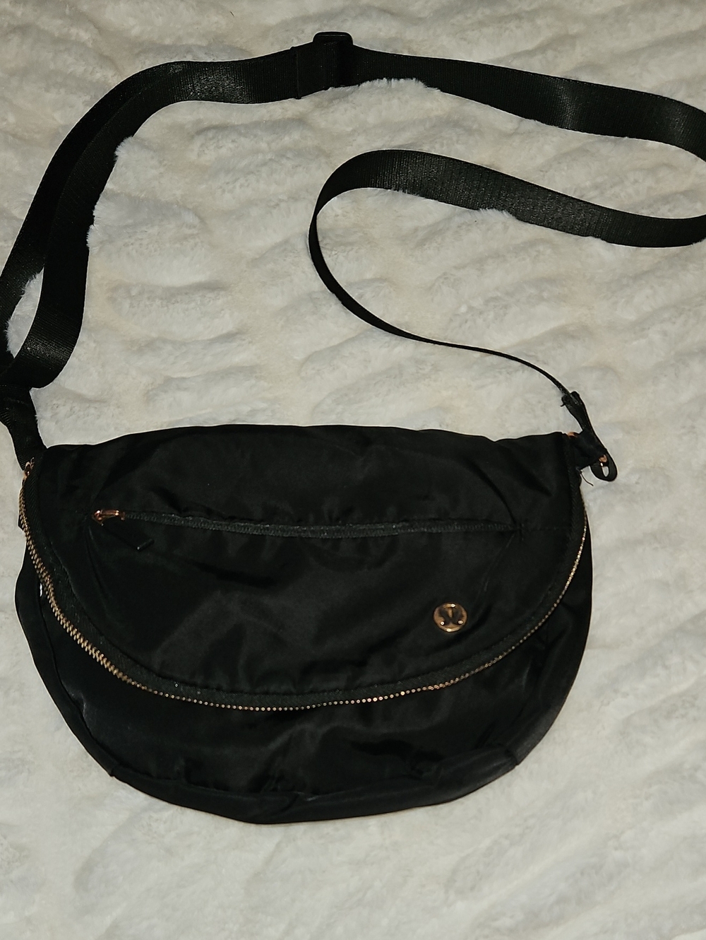 lululemon athletica Black Crossbody Bag with Gold Hardware